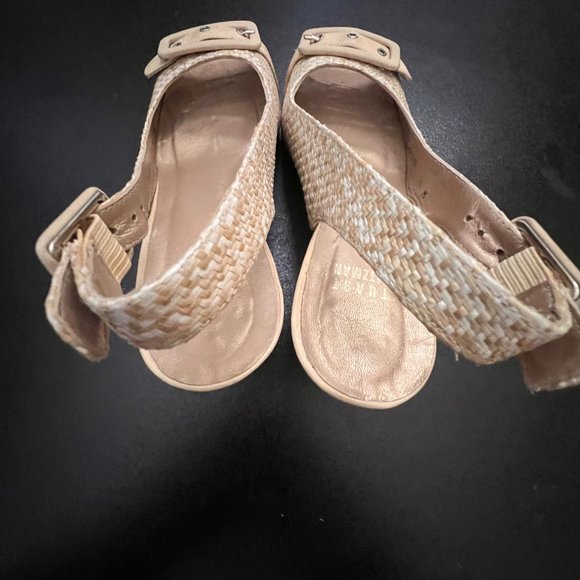 Stuart Weitzman size 6 open peep toe sling back  sandals - Picture 8 of 12